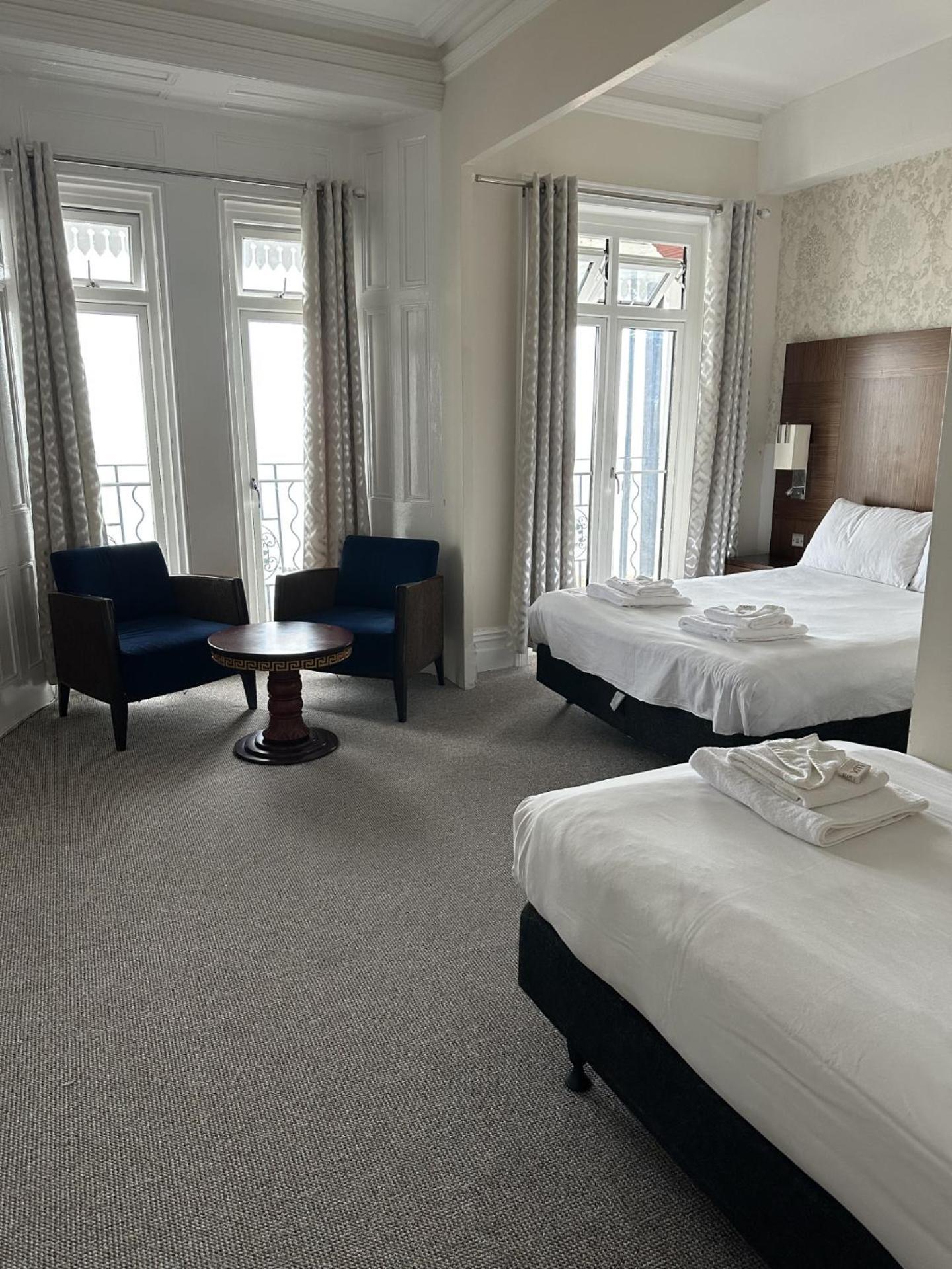 Glastonbury Hotel Истбурн Экстерьер фото